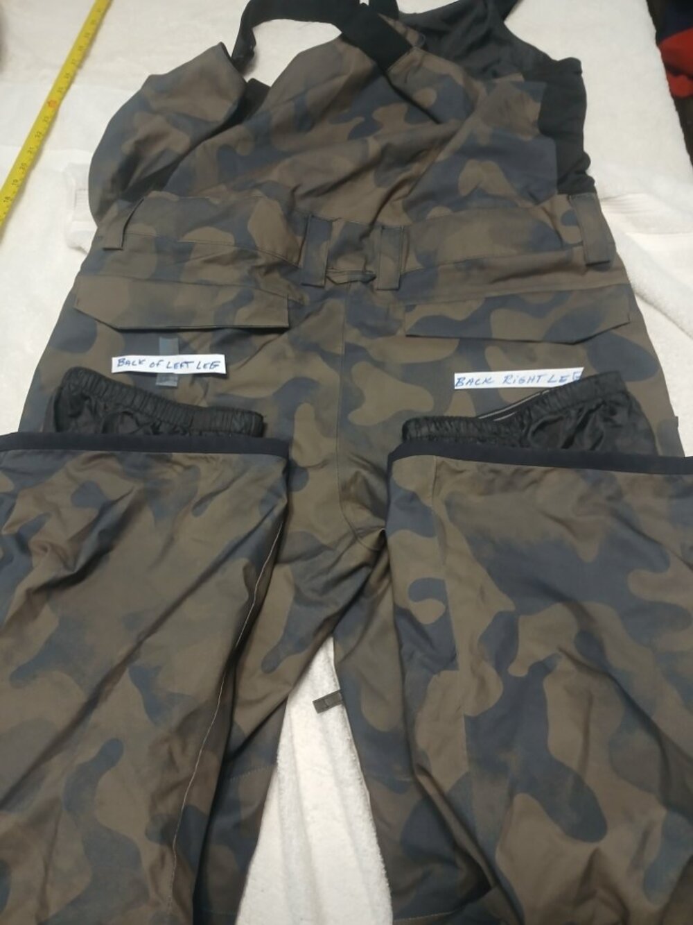 Quicksilver Men's Ski Bib Overalls Size Large Camo Brand New